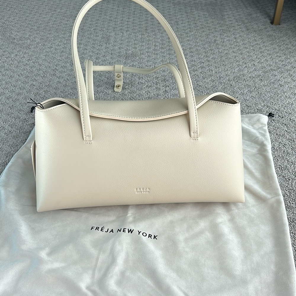 Freja New York Chrystie in Oat